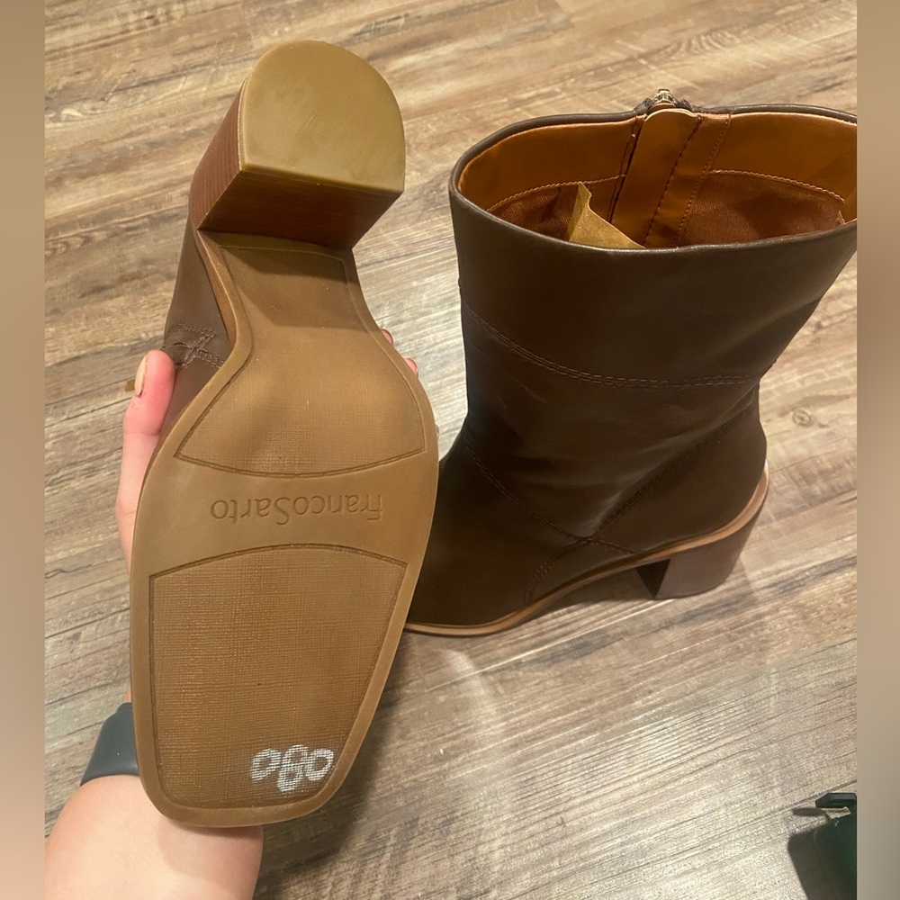 Classic Brown Leather Block Heel Mid-Calf Boots - Picture 11 of 11
